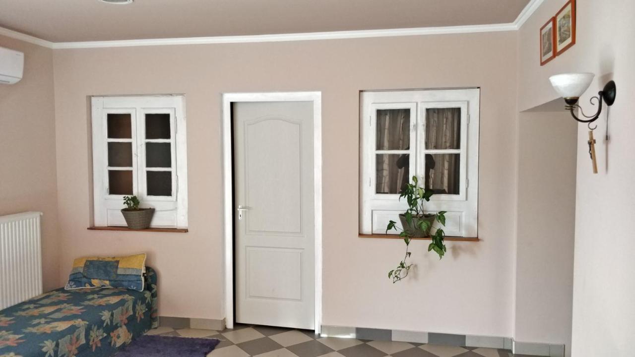 Novakporta Vendeghaz Daire Lakhegy Dış mekan fotoğraf